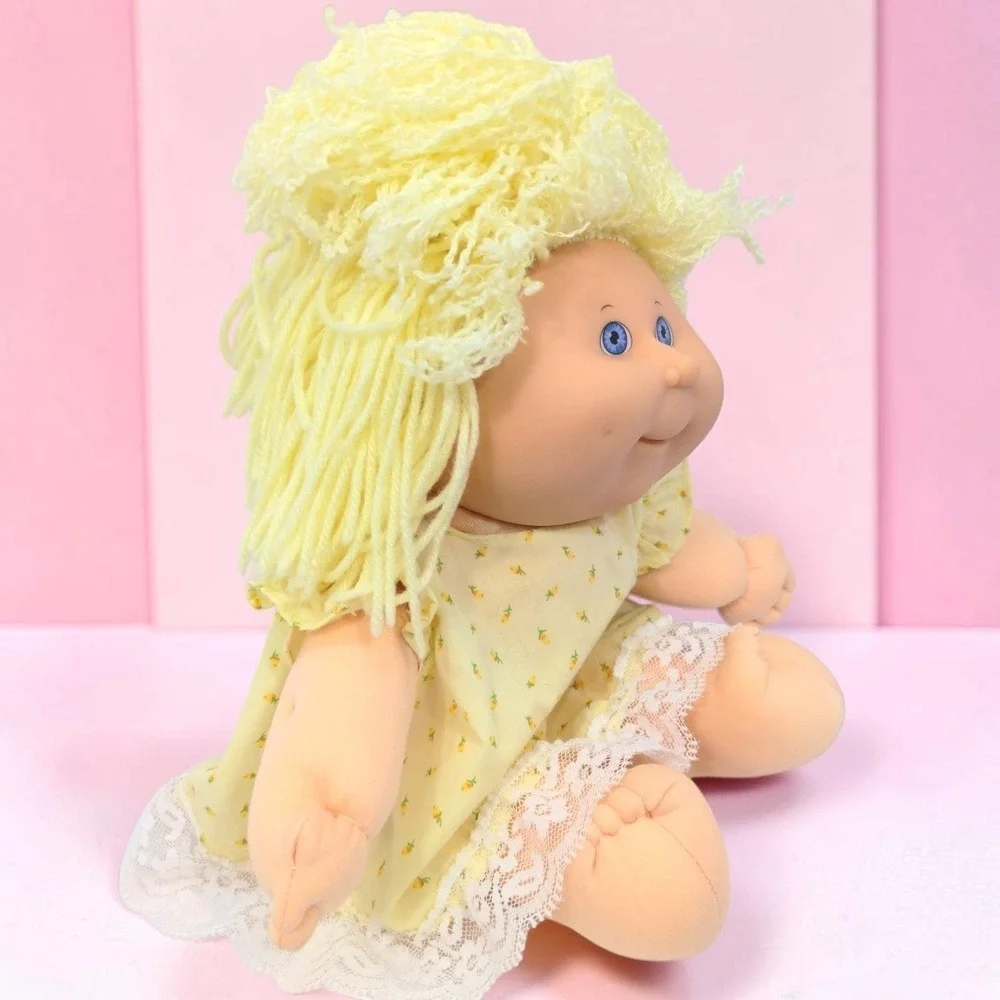 VTG 90s Hasbro Cabbage Patch Kid Doll 1990 1st Ed Blonde Yarn Hair Blue Eyes CPK